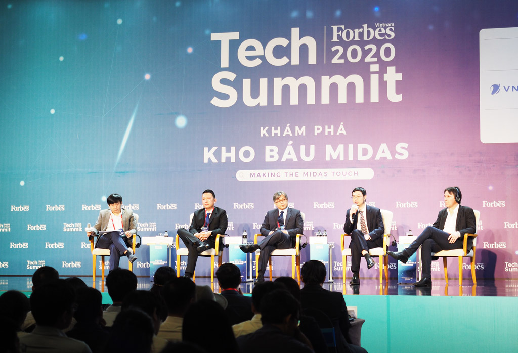 Vietguys “Khám phá kho báu Midas” cùng Forbes Việt Nam tại Tech Summit